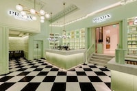 Milanese-Themed Fashion House Cafes Image 2