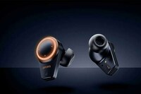 Illuminated eSports Earbuds Image 2