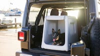 Air-Filled Waterproof Dog Kennels Image 3