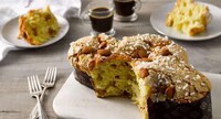 Vegan-Friendly Colomba Cakes Image 2