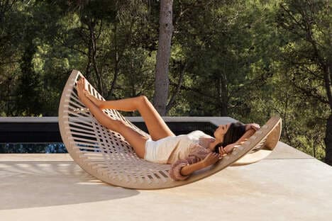 Outdoor Lounging Rocking Hammocks