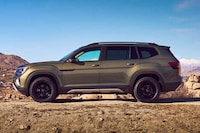 Landscape-Inspired Off-Road SUVs Image 2