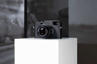 Retro Monochromatic Cameras Image 2