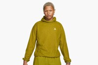 Seasonal Transition Activewear Garments