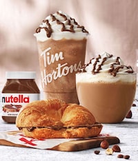 Chocolate Spread-Topped Lattes Image 1