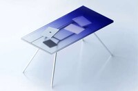 Minimalist Gradient Glass Desks Image 3