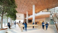 Timber-Clad Mumbai Tech Stores Image 2