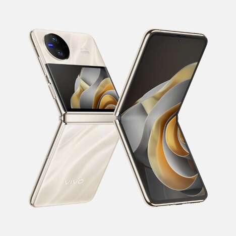 Compact Clamshell Smartphones