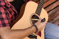Acoustic Guitar Bows Image 1