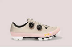 Streamlined Mountain Bike Shoes