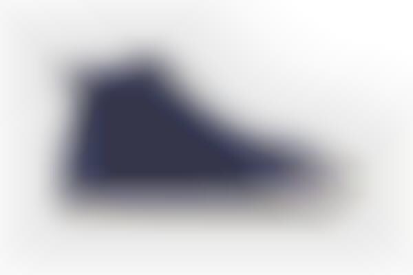 Sparkle-Adorned Skate Shoes