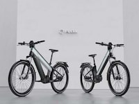 Mid-Drive Automatic E-Bikes Image 1