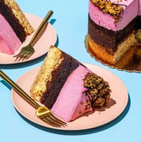 Matzo-Crusted Passover Cakes Image 3