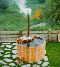 Off-Grid Wooden Hot Tubs Image 2