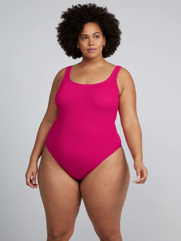 Suit For Everybody, A Magic Stretch Swimsuit Just Launched By