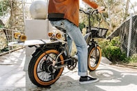 Torque-Sensing Folding E-Bikes Image 5