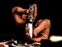 Collaborative Artistic Pocket Knives Image 2