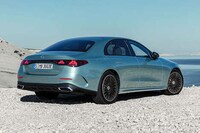 Expansive Infotainment Display Sedans Image 4