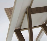 Ultra-Minimalist Folding Chairs Image 6