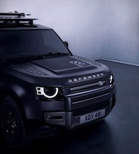 Adventurous Five Seater SUVs Image 5