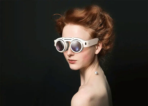 AR Museum Eyewear Headsets
