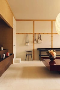 Culturally Influenced Parisian Boutiques Image 3