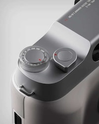 Minimalist Aluminum Analog Cameras Image 7