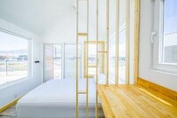 Multifunctional Tiny Cabin Designs Image 4