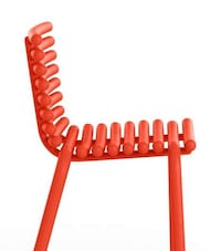 Playful Recycled Aluminum Chairs Image 4