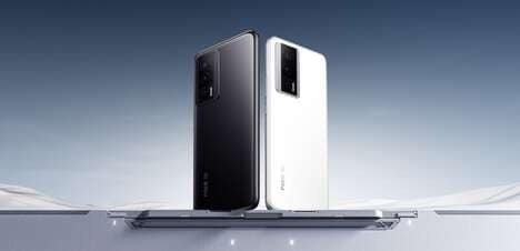 Luxe Liquid-Cooled Smartphones