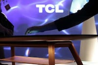 Connected Touchscreen TV Tables Image 3
