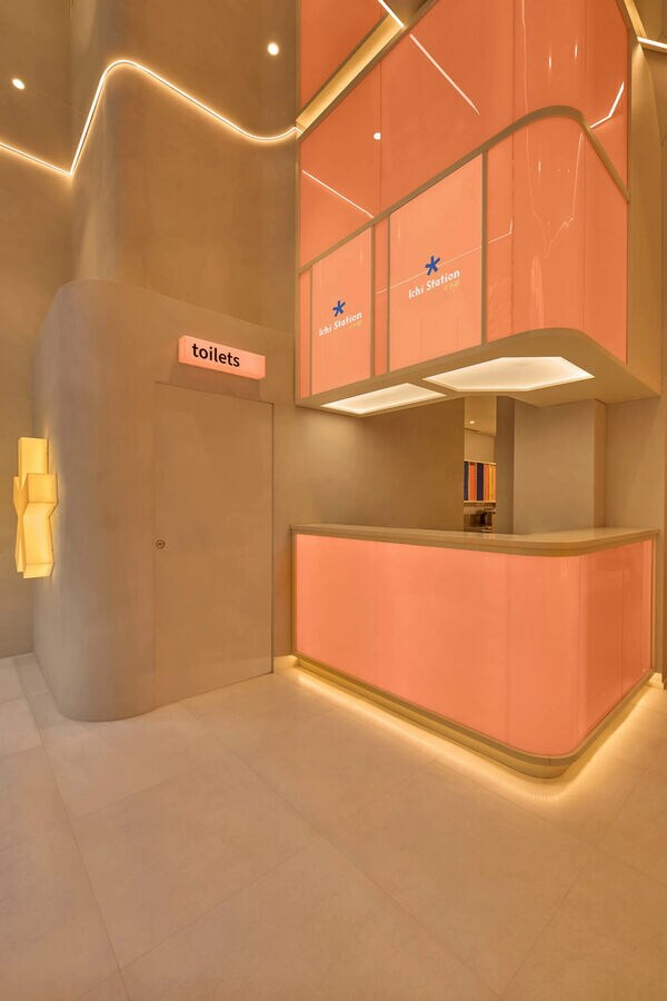 Space Tourism-Inspired Restaurants