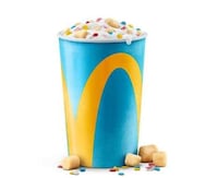 Celebratory Iced QSR Desserts Image 1