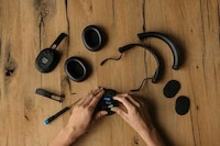 Sustainable Headphone Models Image 3