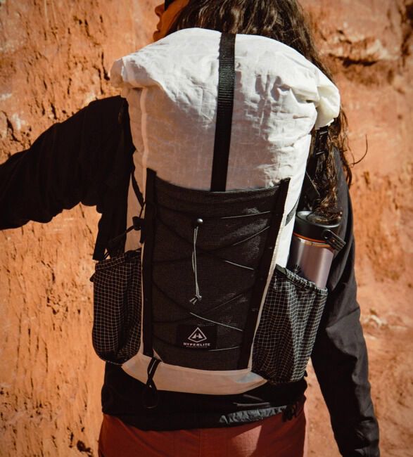 Dyneema-Made Mountain Packs : Hyperlite Mountain Gear Elevate 22