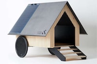 Bauhaus-Inspired Mobile Doghouses Image 2
