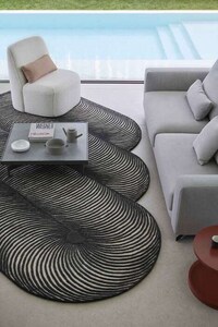 Patterned Artisanal Hand-Tufted Rugs Image 2