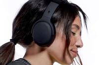 Affordable Voice-Controlled Headsets Image 1