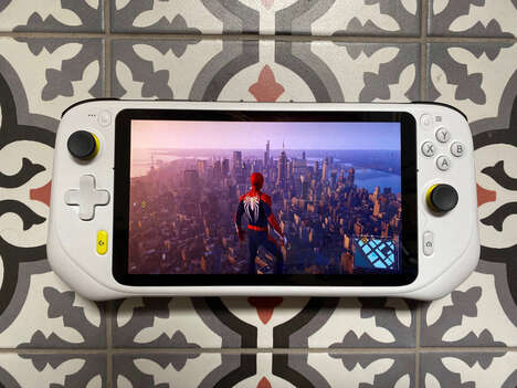 Handheld Cloud Gaming Devices