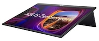Highly Adjustable Portable Displays Image 3