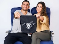 Posture-Aligned Travel Pillows Image 2