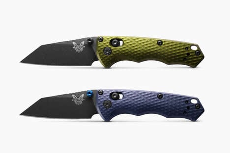 Functional Utilitarian Pocket Knives