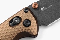 Functional Utilitarian Pocket Knives Image 2