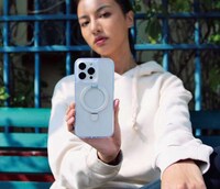 Multifunctional Magnetic Smartphone Cases Image 3