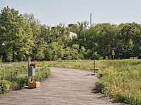 Public-Oriented Furniture Exhibits Image 6