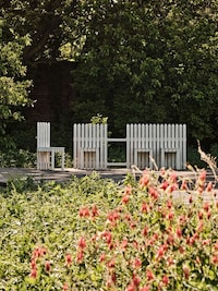 Public-Oriented Furniture Exhibits Image 7