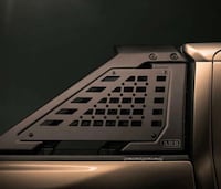 Shock-Absorbing Seat Pickup Trucks Image 6