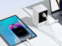 Retractable Cable Desktop Chargers Image 1