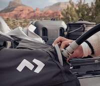 Adventurous Inflatable Car Tents Image 5