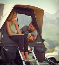 Adventurous Inflatable Car Tents Image 6